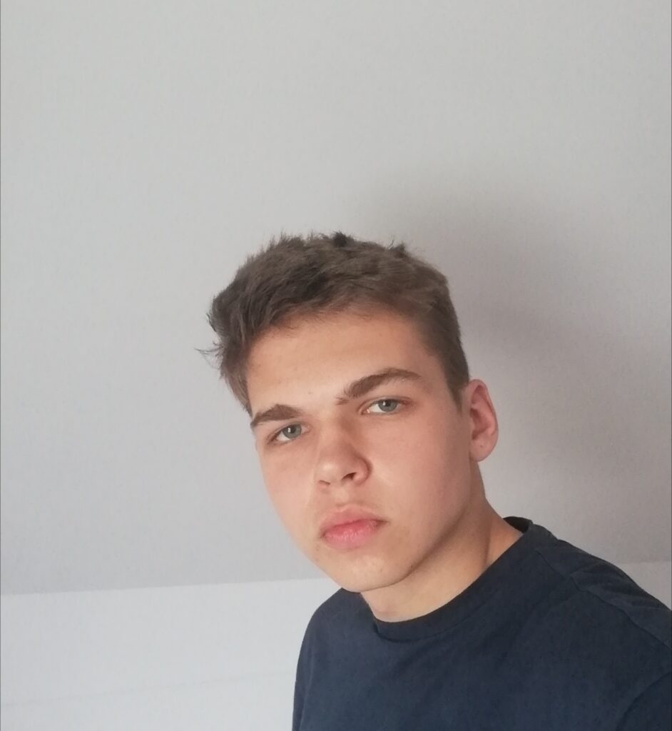 Adam Olszowski